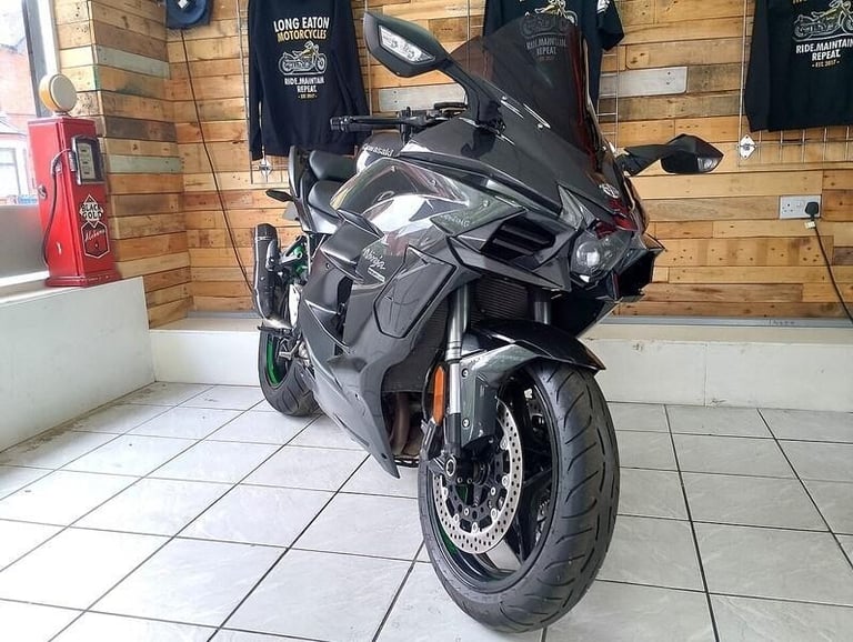 image for Kawasaki Ninja H2 SX 998  Sports Tourer 