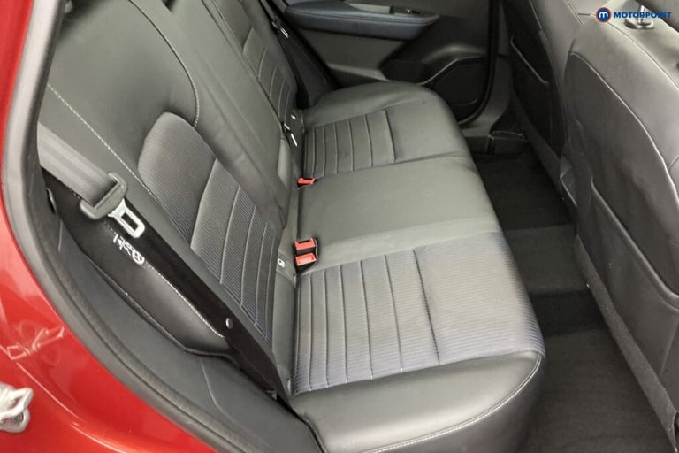 2022 Nissan Qashqai 1.3 DiG-T MH 158 Tekna 5dr Xtronic HATCHBACK PETROL Automatic