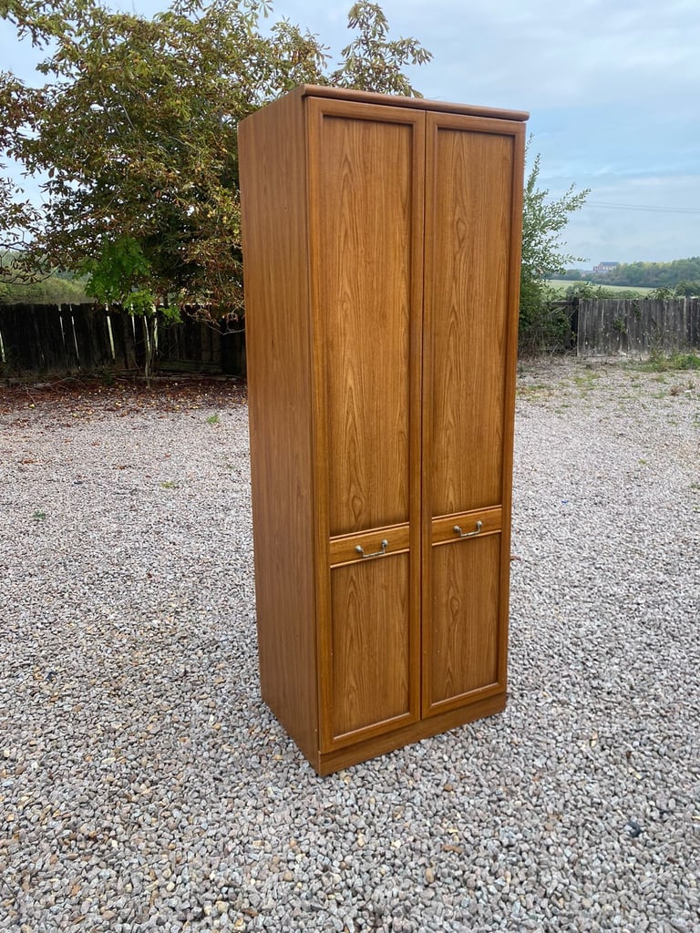 Wardrobe for £75(Free home delivery)