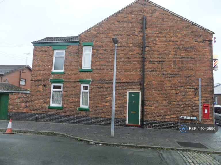 2 bedroom house in Meredith Street, Crewe, CW1 (2 bed) (#1043996)