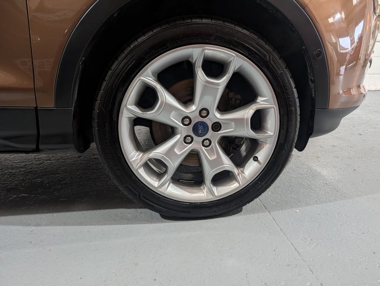 FORD KUGA 2.0 TDCi Titanium X 2013