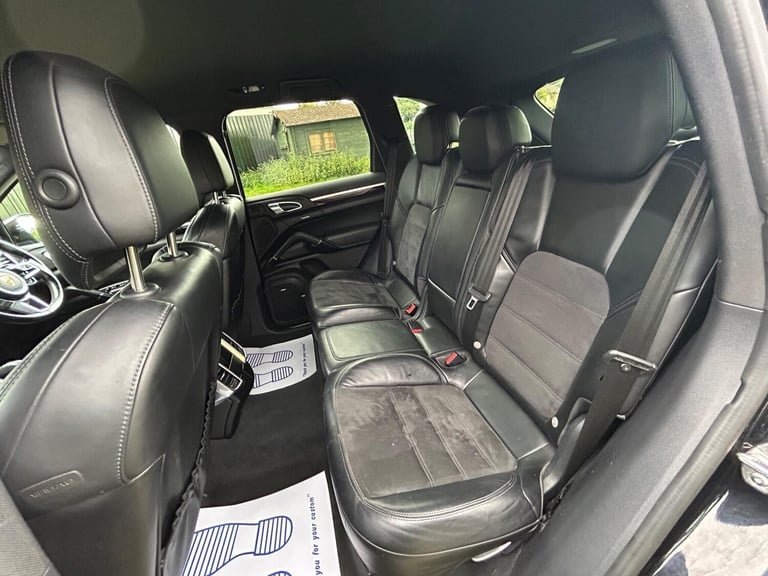 2017 Porsche Cayenne Platinum Edition Diesel 5dr Tiptronic S ESTATE DIESEL Automatic