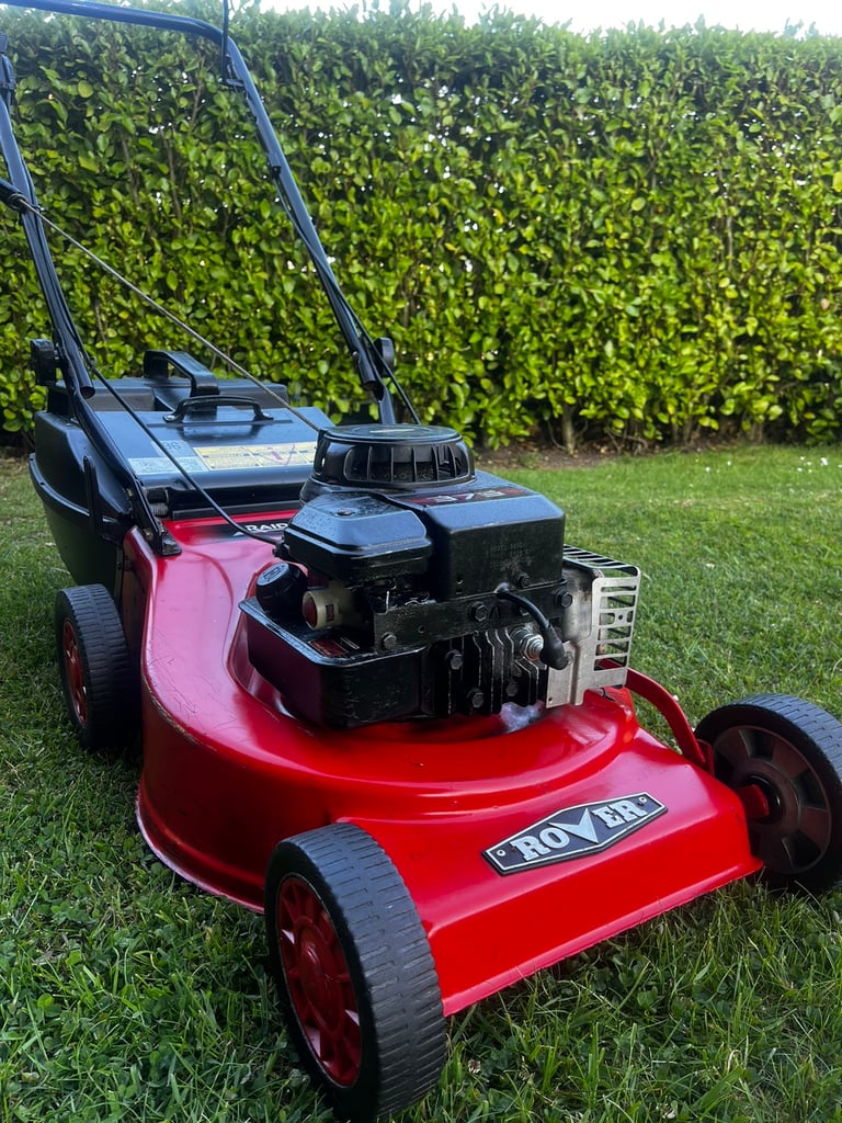 Rover 18” cut petrol push lawnmower fully serviced Briggs mower