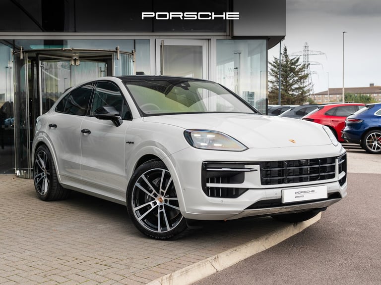image for 2025 Porsche Cayenne E-Hybrid 5dr Tiptronic S Hybrid