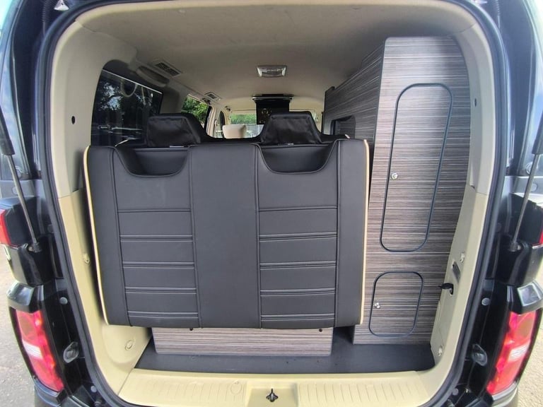 2008 Nissan Elgrand 2.5 Petrol 8 Seats Automatic Camper Van Roof LED TV ULEZ Free MPV Petrol Auto...