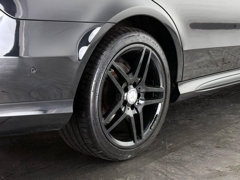 2015 Mercedes-Benz E Class 2.1 E220 BlueTEC AMG Night Edition G-Tronic+ Euro 6 (s/s) 5dr Estate D...