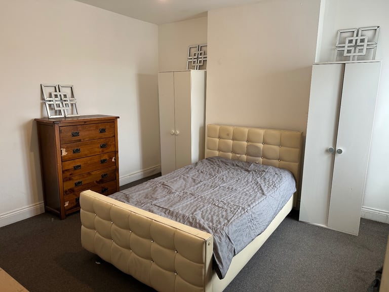 Double Room available to Rent - Near Town Centre, Slough, SL1 2QW