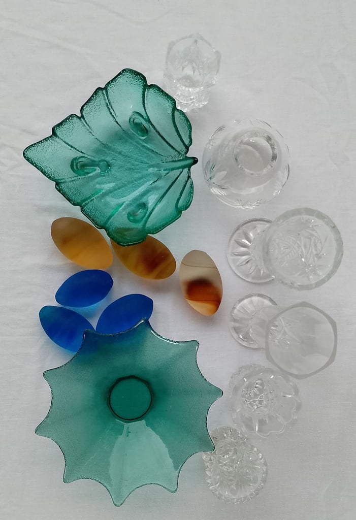 Vintage Moulded Glassware 8pcs, 2x Nibbles Dishes, 6x Bud Vases of Various Sizes & 6x Glass Eggs 