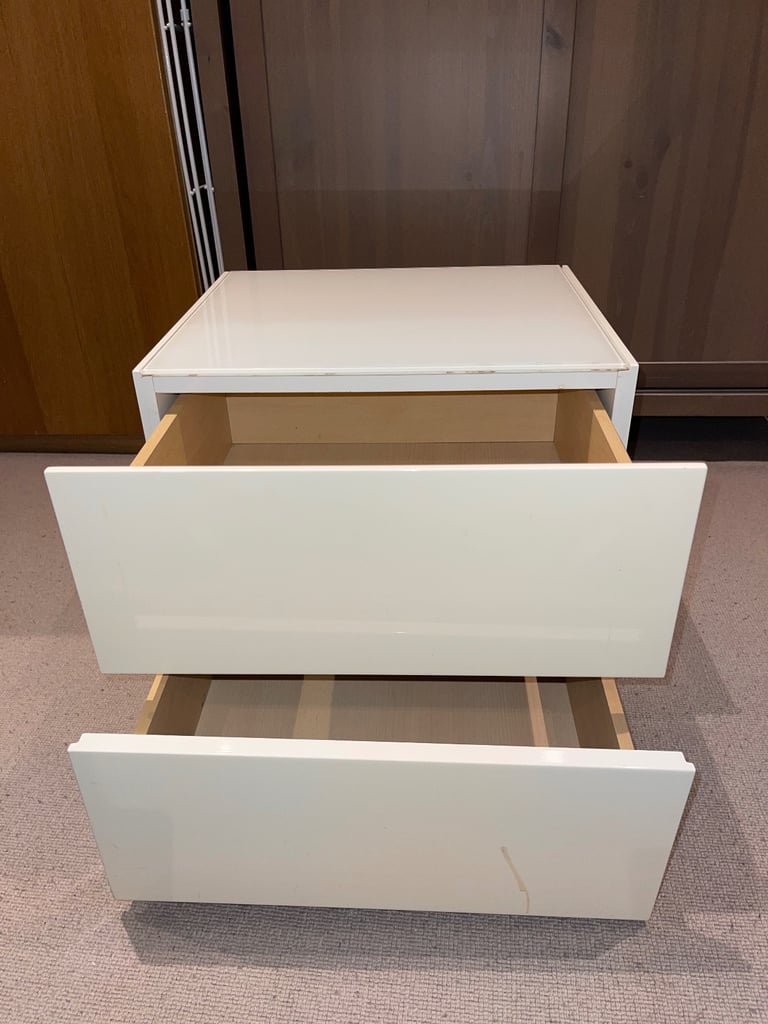White Gloss 2-Drawer Bedside Table / Chest of Drawers