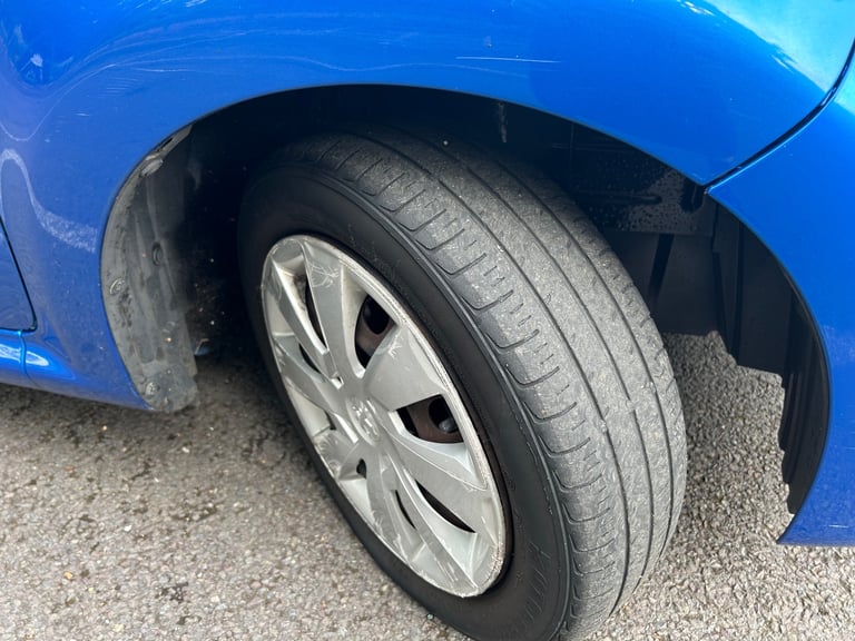 Peugeot, 107, Hatchback, 2011, Manual, 998 (cc),5 doors - Image 14