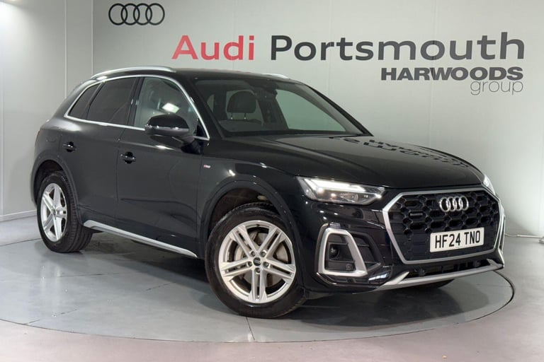 image for 2024 Audi Q5 2.0 TFSIe 50 S line SUV 5dr Petrol Plug-in Hybrid S Tronic quattro Euro 6 ( ESTATE P...