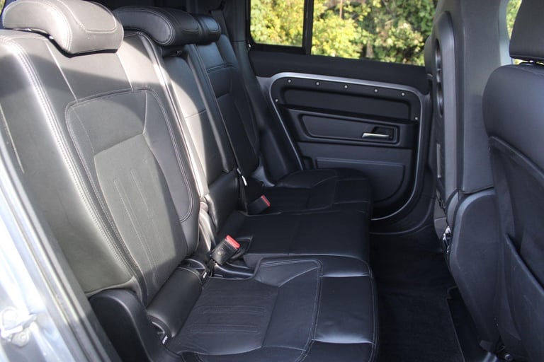 2021 Land Rover Defender 110 3.0 D250 MHEV SE Hard Top SUV Auto 4WD MWB Euro 6 (s/s) 5dr PANEL VA...