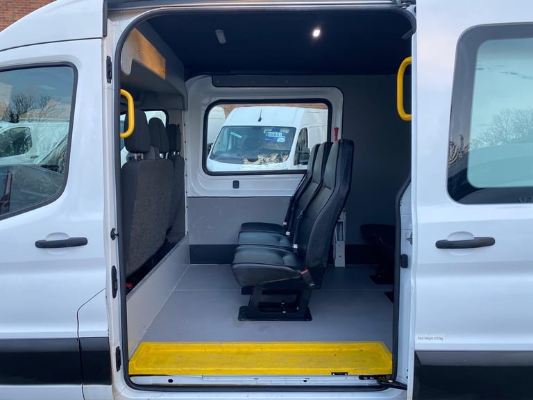 2022 71Reg Ford Transit Leader 9 Seater LWB Crew Van 2.0TDCi Euro6 Air Con +VAT