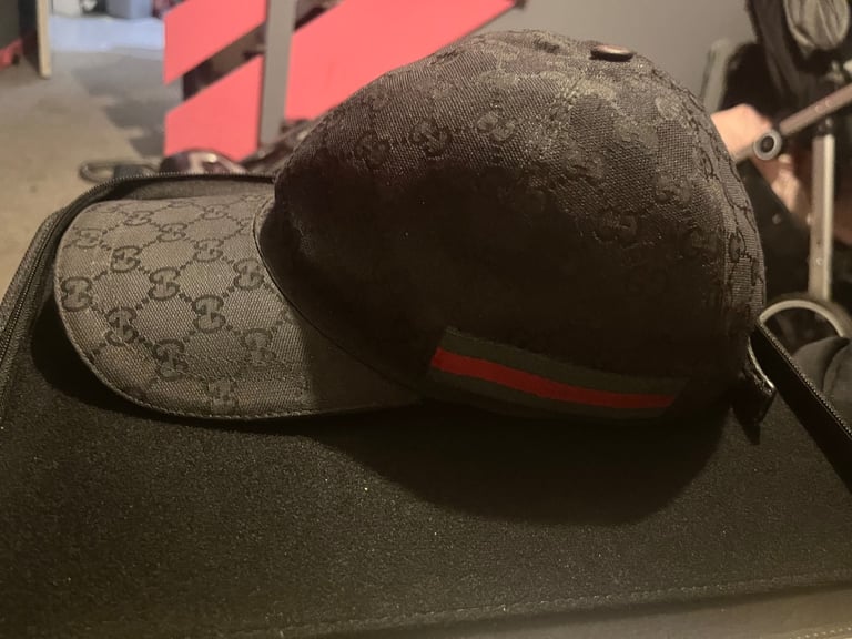 image for Men’s gucci baseball cap size medium black 100% genuine