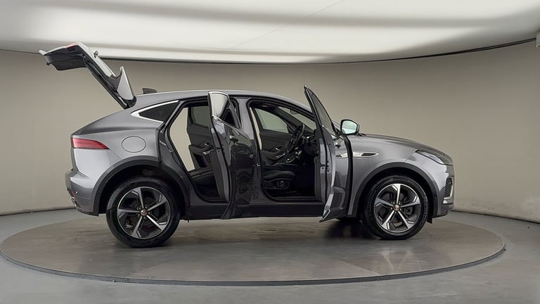 2021 Jaguar E-Pace 2.0 D204 MHEV R-Dynamic SE SUV 5dr Diesel Auto AWD Euro 6 (s/s) (204 ps) SUV D...