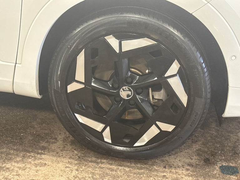 2023 Vauxhall Grandland 1.6 Plug-in Hybrid [300] 4X4 GSe 5dr Auto HATCHBACK PETROL/ELECTRIC Autom...