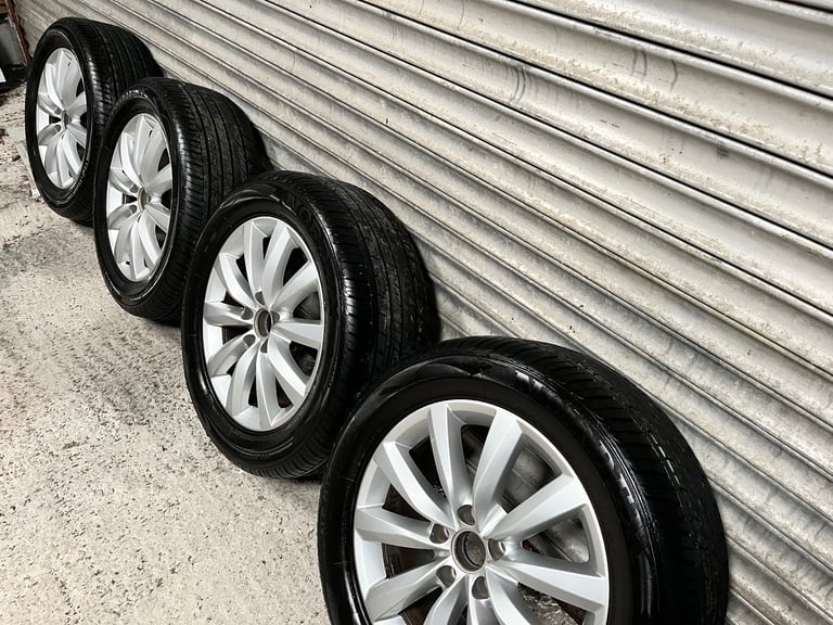 Volkswagen Tiguan 17”Alloys