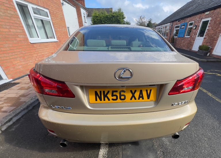 Cheapest lexus,Huge sale and savings on  Lexus, IS, Saloon, 2006, Auto ,2449 (cc), 4 doors