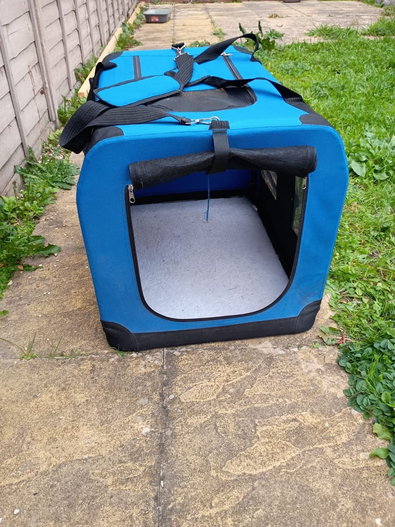 image for Large pet carrier 