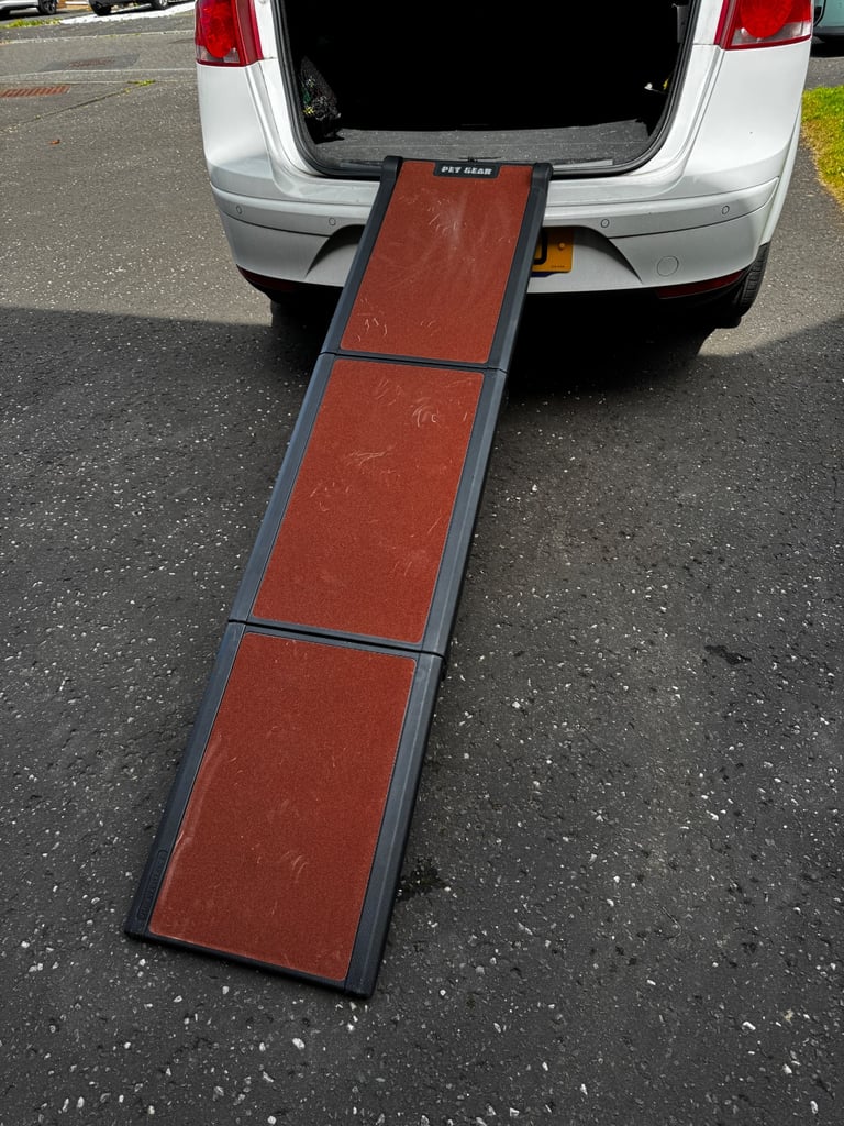 3 section foldaway dog ramp for any car 