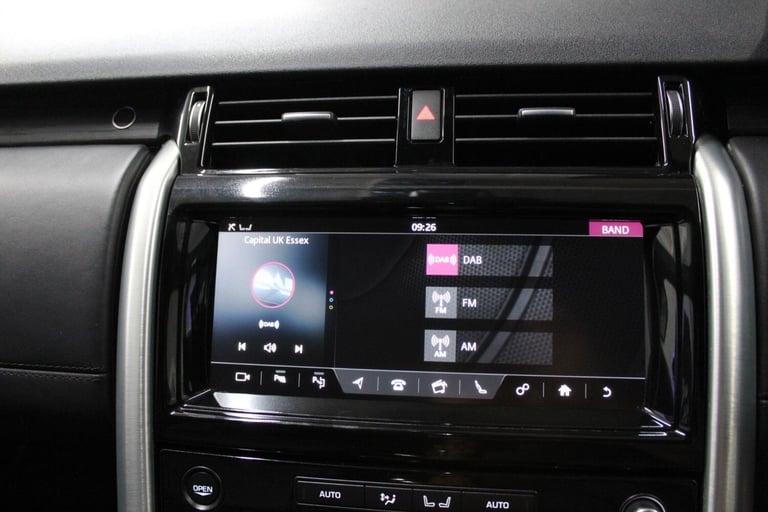 2019 Land Rover Discovery 3.0 SD V6 HSE Luxury Auto 4WD Euro 6 (s/s) 5dr ESTATE Diesel Automatic