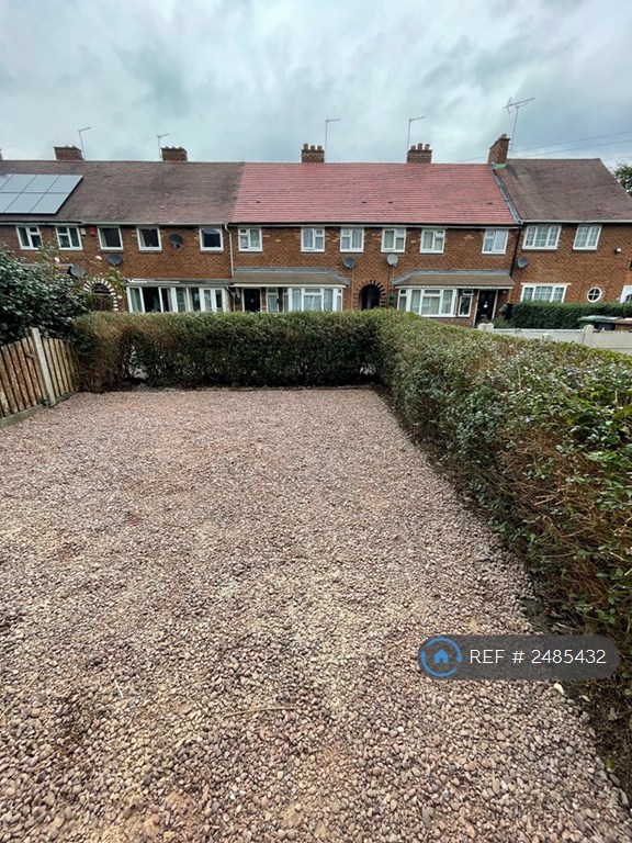 3 bedroom house in Neath Road, Walsall, WS3 (3 bed) (#2485432)