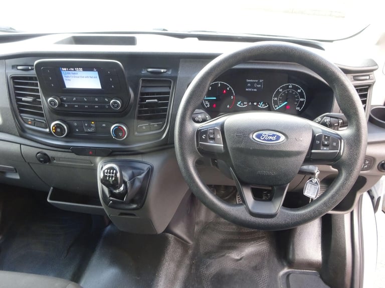 2021 Ford Transit 2.0 350 EcoBlue Leader Luton 3dr Diesel Manual FWD L4 Euro 6 (s/s) (130 ps) CHA...