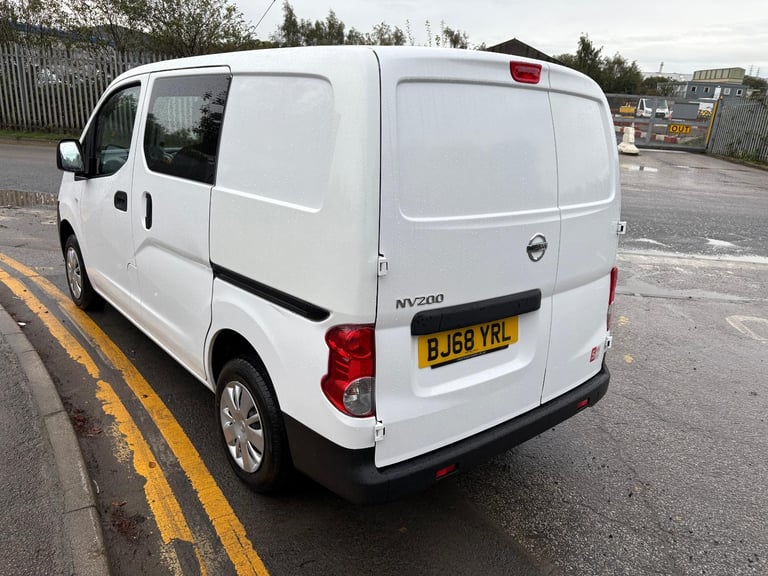 2018 68 Nissan NV200 1.5DCI Acenta 5 seat crew van only 64434 miles NO VAT