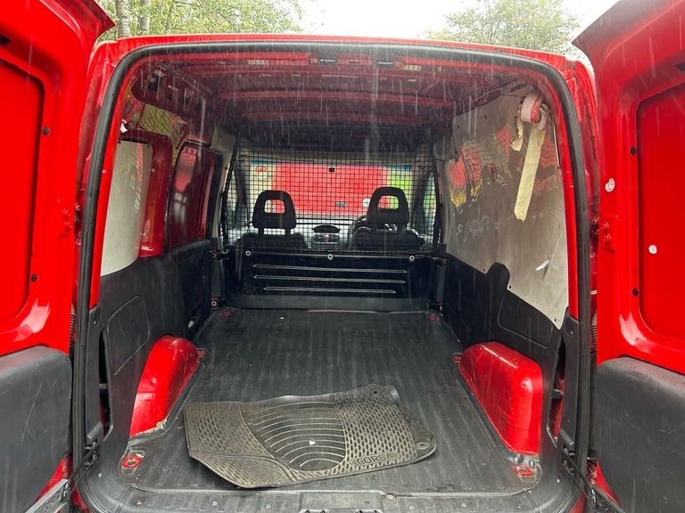 2011 VAUXHALL COMBO 1.3 CDTI 1 OWNER ROYAL MAIL WITH FULL SERVICE HISTORY NO VAT!!!!
