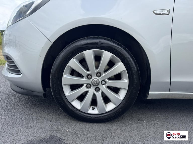 2017 Vauxhall Zafira Tourer 1.6 CDTi ecoFLEX Design MPV 5dr Diesel Manual Euro 6 (s/s) (134 ps) M...