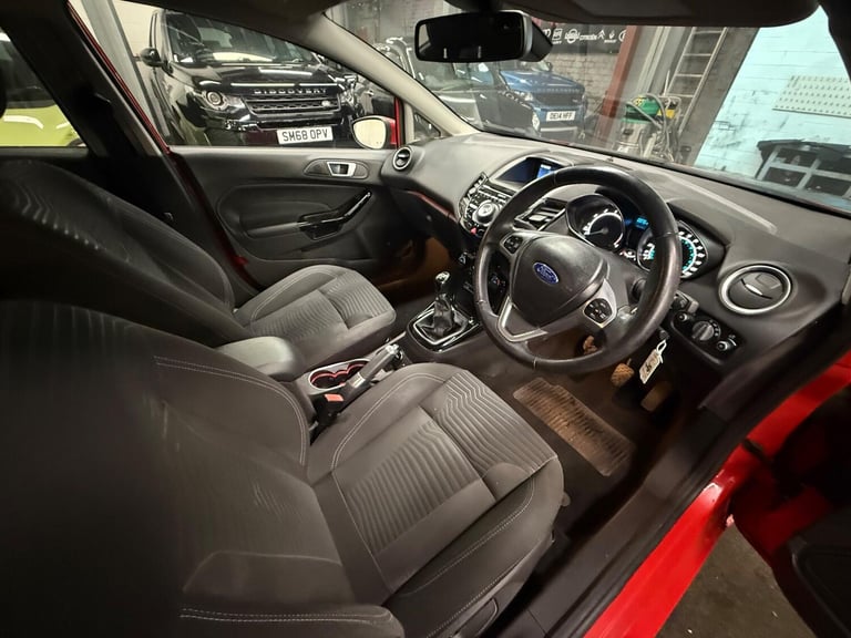 2013 Ford Fiesta 1.0 EcoBoost Titanium 5dr HATCHBACK PETROL Manual