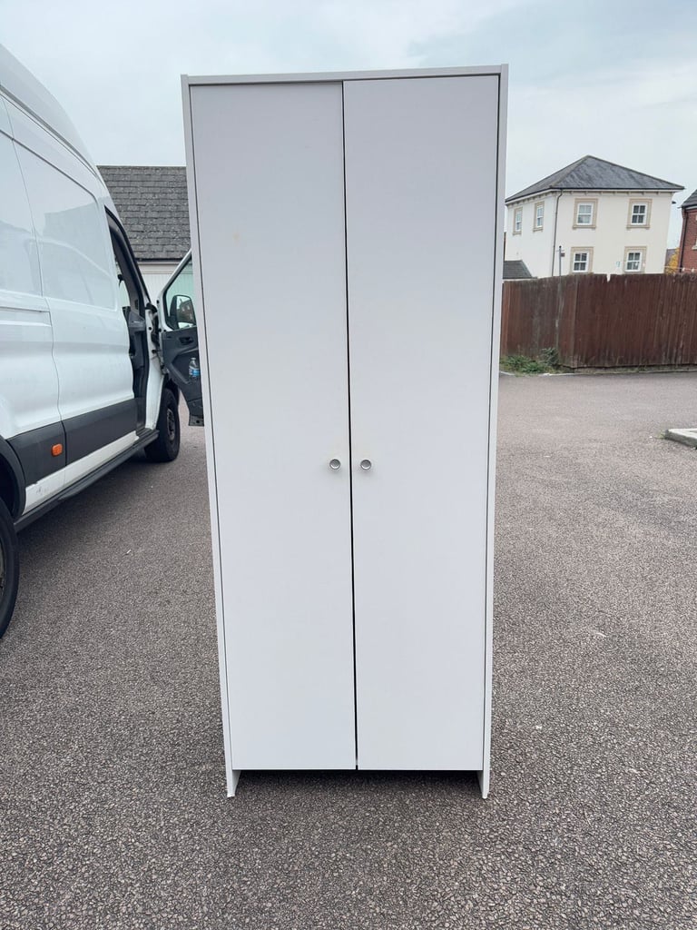 image for Wardrobe for £95(we can deliver)
