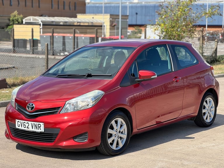 2013 Toyota Yaris 1.4 D-4D TR 3dr HATCHBACK Diesel Manual