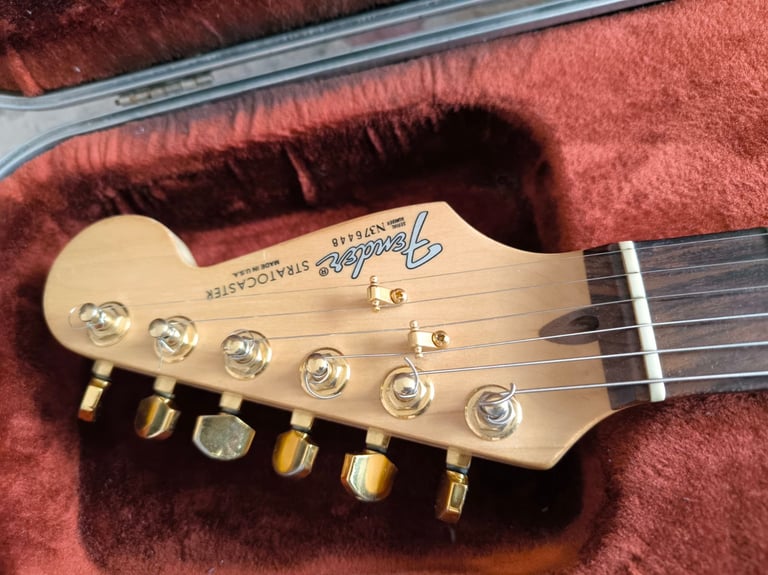 Genuine Fender Stratocaster 1993 Special Edition Made in USA