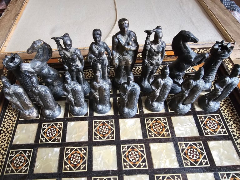 Outstanding Chess set