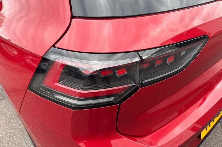 2024 Volkswagen Golf 1.5TSI 150PS Hatch Ã¢Â­ÂBlack Pack, Sunroof, DCC, Keyless, Winter Pack, To ...