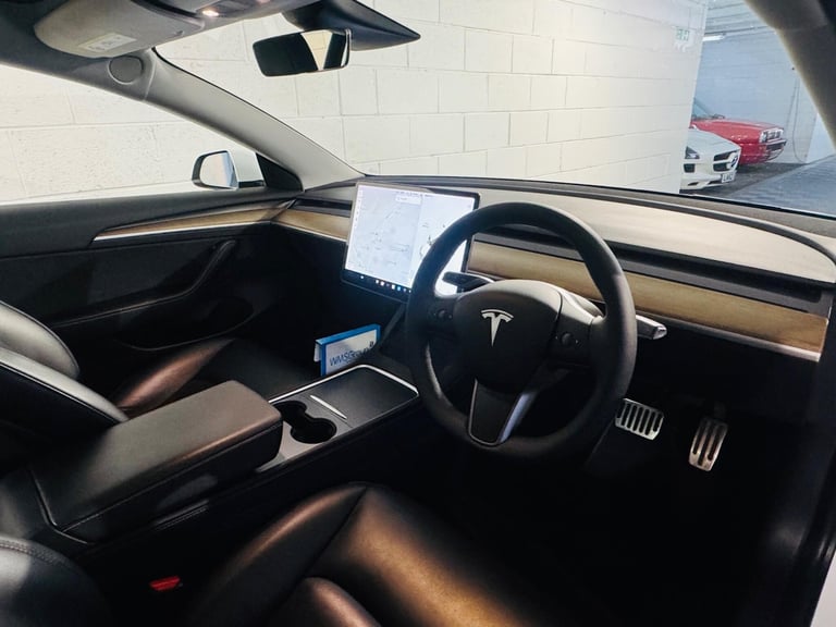 2021 Tesla Model 3 (Dual Motor) Long Range Auto 4WDE 4dr SALOON Electric Automatic