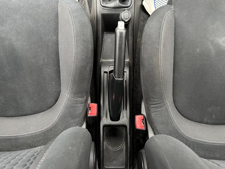 2015 Fiat Punto 1.2 Easy + Euro 6 3dr HATCHBACK Petrol Manual