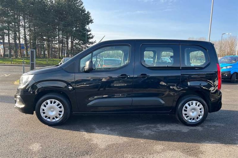 2022 Vauxhall Combo Life 1.5 Turbo D Edition 5dr MPV DIESEL Manual