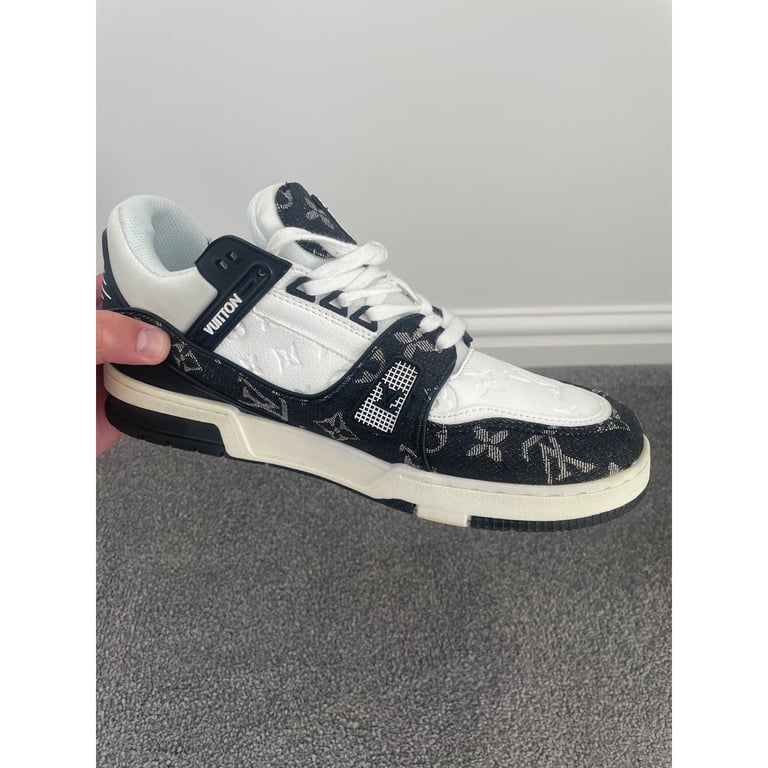 Louis Vuitton trainers men's size 9, in Middlesbrough, North Yorkshire