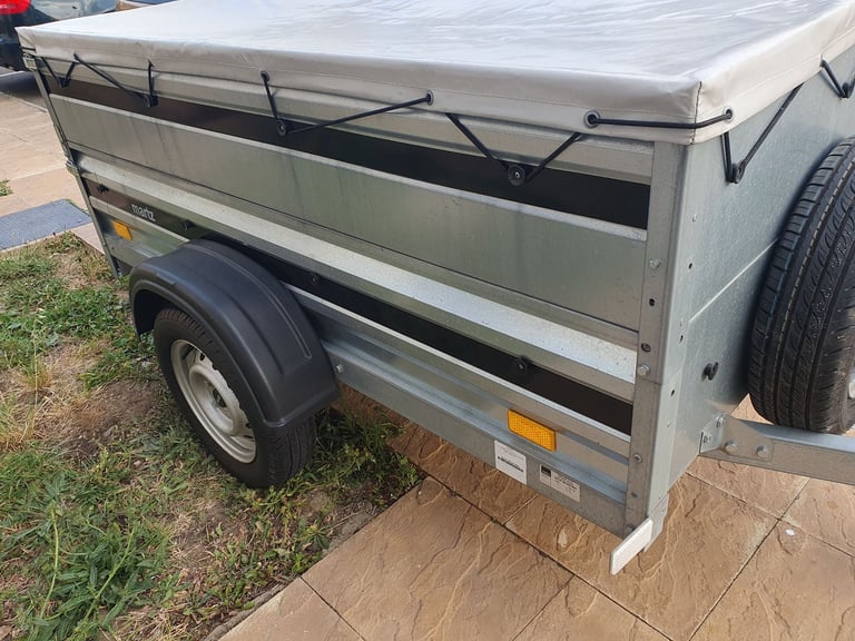 Martz Trailer with extended sides and cover 