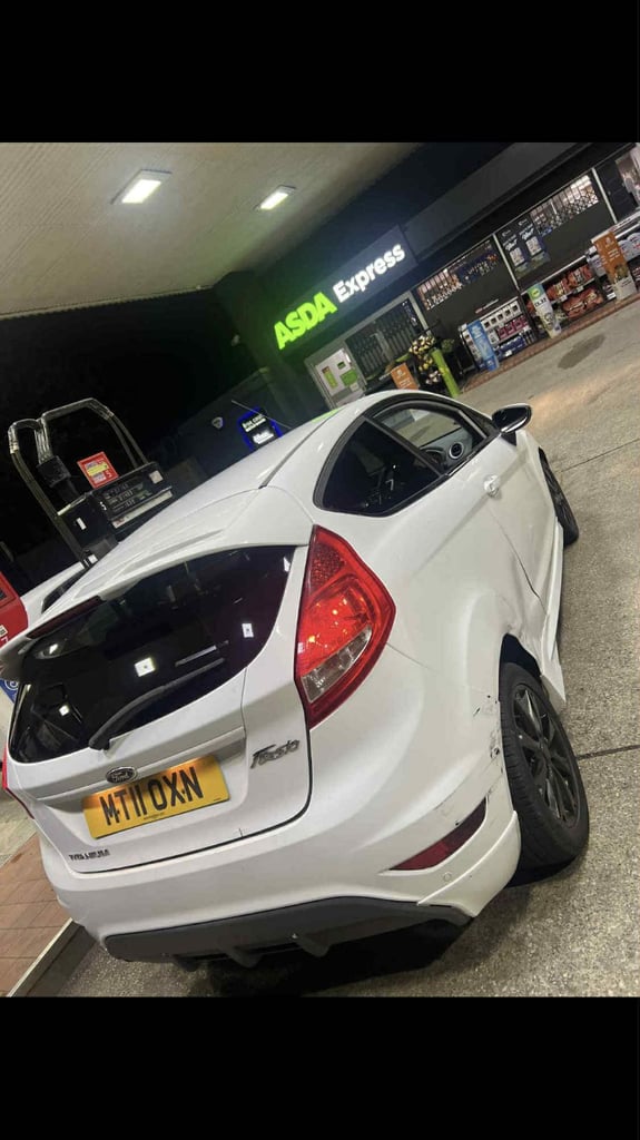 Ford, FIESTA, Hatchback, 2011, Manual, 1388 (cc), 3 doors