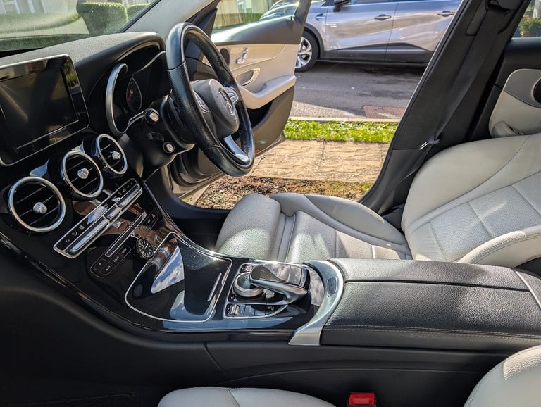 Mercedes-Benz, C CLASS, Saloon, 2016, Semi-Auto, 1991 (cc), 4 doors