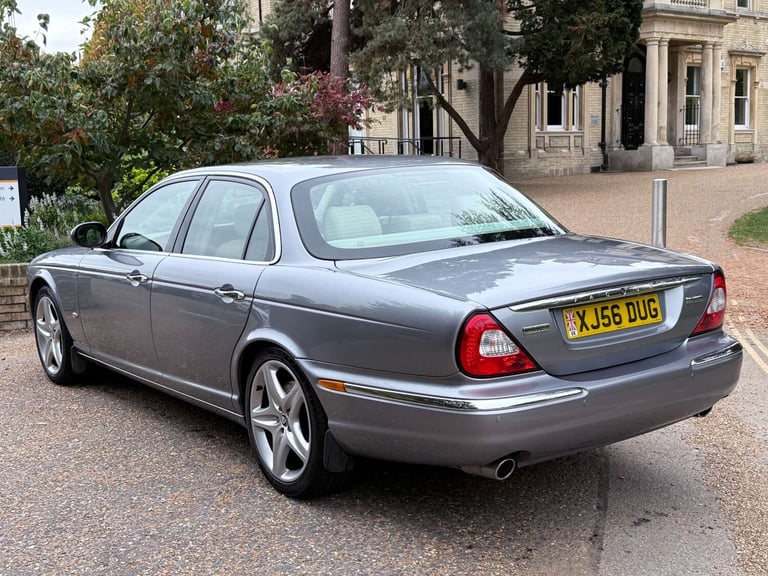2007 Jaguar XJ 2.7 XJ Executive TDVi Auto 4dr Saloon Diesel Automatic