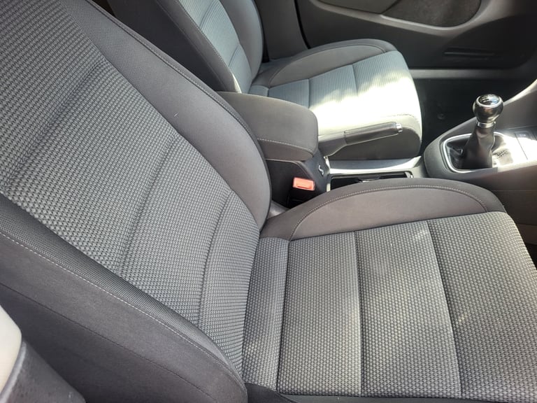 VOLKSWAGON GOLF 1.4 TSI 5 DOOR ONE PREV OWNER FULL HISTORY CHEAP TO RUN