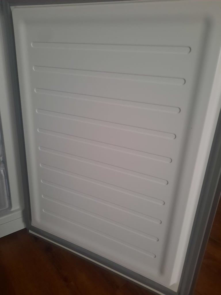 Series 4 KGN362LDFG 70/30 Fridge Freezer