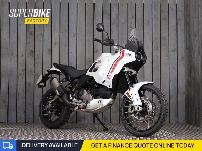 2022 72 DUCATI DESERTX