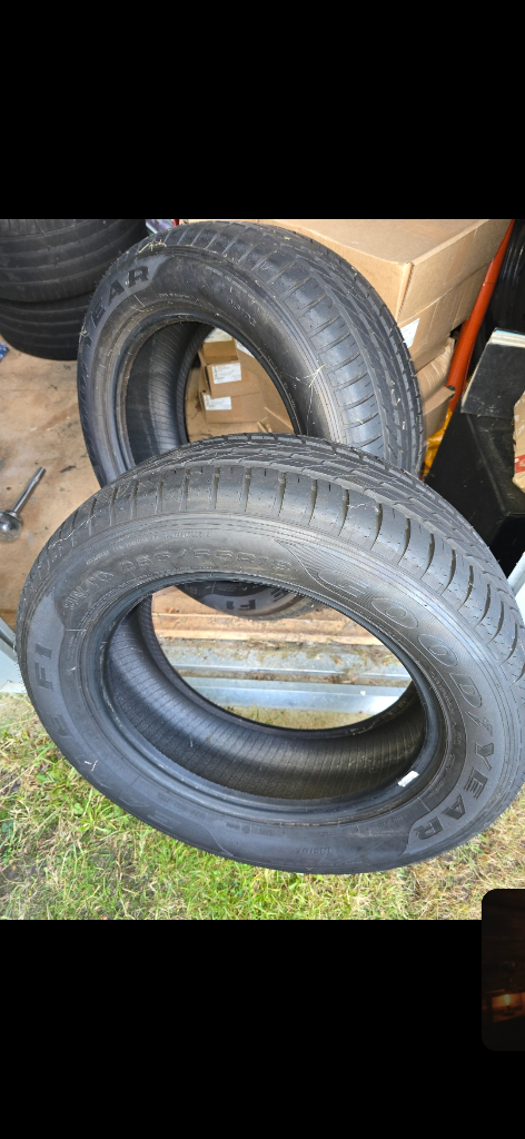Goodyear Eagle F1 255 55 18
