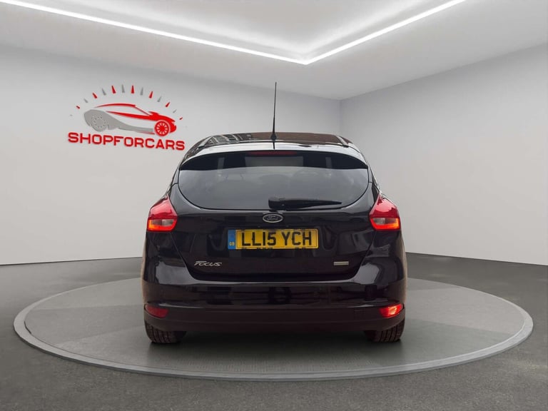2015 Ford Focus 1.0 EcoBoost 125 Titanium 5dr HATCHBACK PETROL Manual