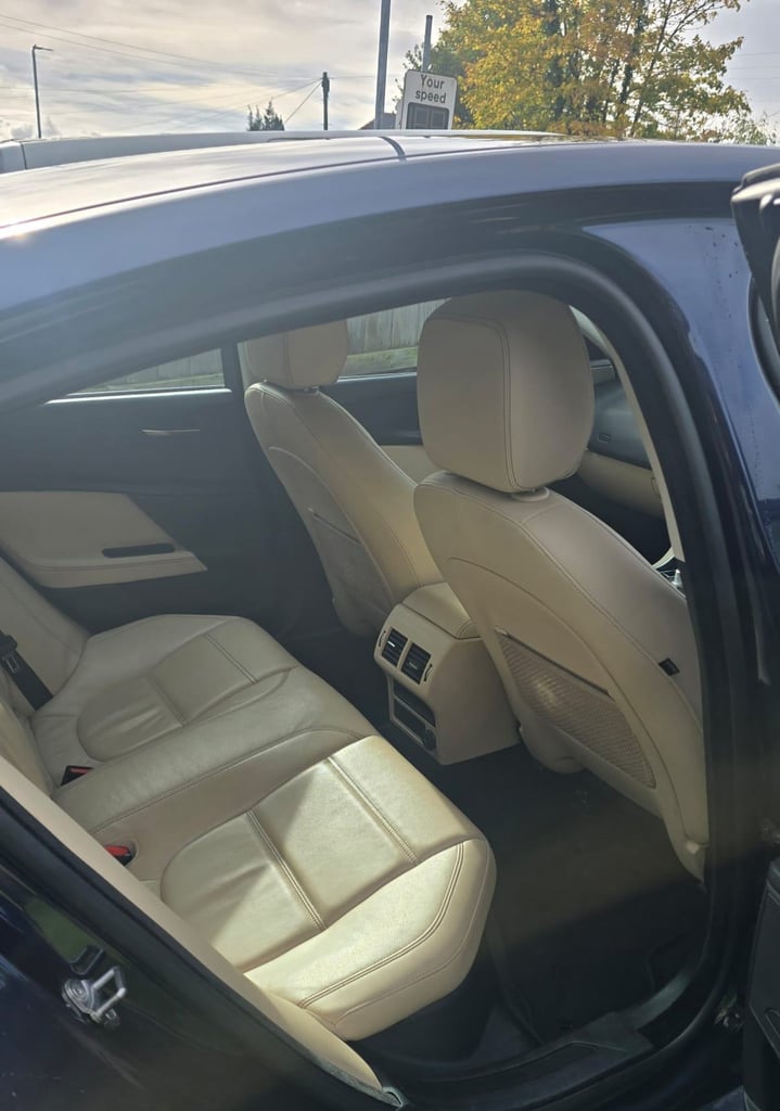 Jaguar, XE, Saloon, 2016, Other, 1999 (cc), 4 doors